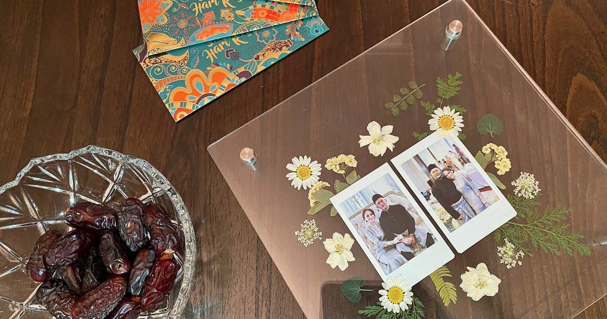 Pressed And Preserved Flowers Polaroids Frame by Lesfleur in Kuala